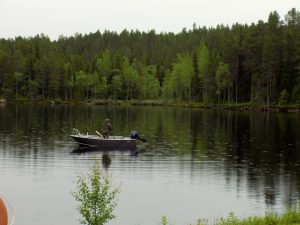Fisketur på sjön. Foto Hotagenkortet