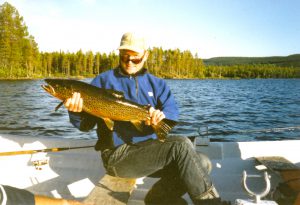 Fiske i Rörvattnet-Skogsjö fvo. Foto Maritha Grelsson